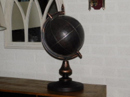 Klassischer Globus auf Ständer - 65 cm