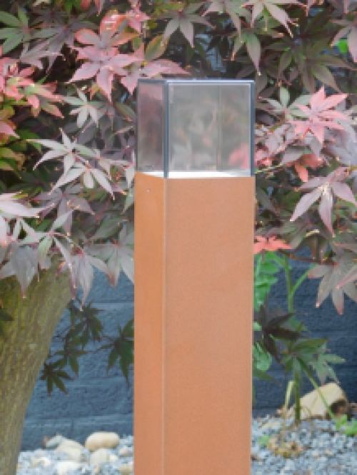 Schwarz/rostfarbene Stehleuchte, Laterne, Rauchglas, 90 cm, Aluminium.