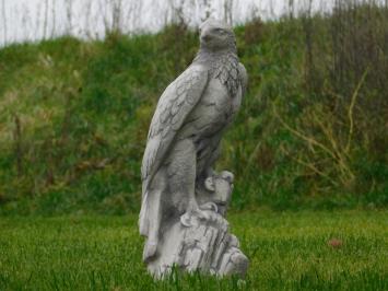 Steinhabicht - Weiß mit Grau - Tierskulptur