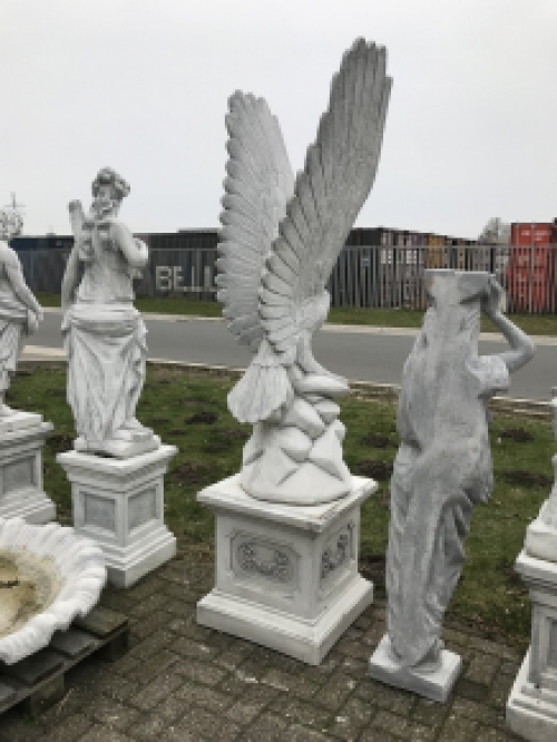 Adlerstatue, Gartenstatue, sehr groß, Tierstatue auf Sockel, Stein
