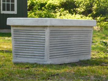 Klassischer Blumenkasten mit Linienrelief – 73 cm – Stein