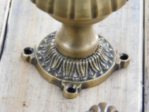 Brass deurknop + veiligheid rozet, voordeurset klassiek.