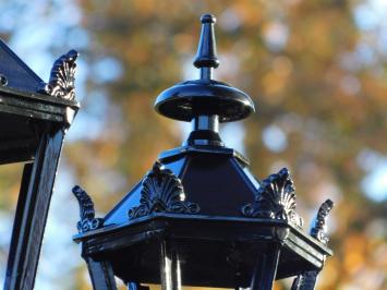 Laternenpfahl XL mit 5 Lampen – Schwarz – 325 cm – Aluminium