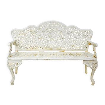 Wunderschönes Sofa aus Gusseisen, robust, alter weißer Rost.