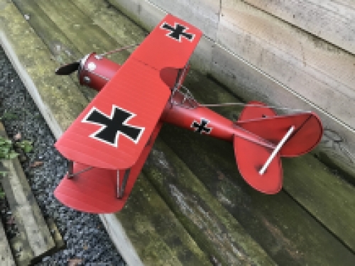 Metalen schaalmodel van een vliegtuig uit de WW2, een Luftwaffe schaalmodel