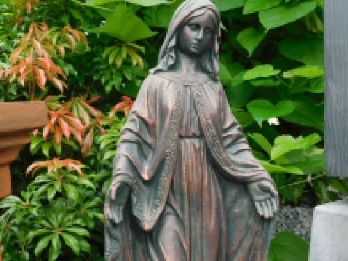 Schöne kirchliche Marienstatue aus Polystone