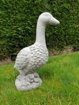 Gartenstatue einer Gans, Beton