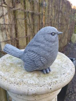 Gartenstatue eines Spatzen, Beton
