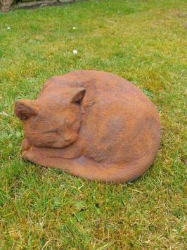 kat ,poes , tuinbeeld charlot