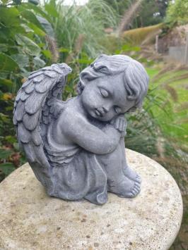 Engel, Sophie, Gartenstatue