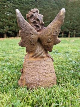 Engel beeld , gietijzer