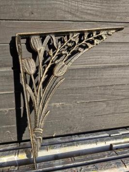 Wandhalterungen aus Gusseisen