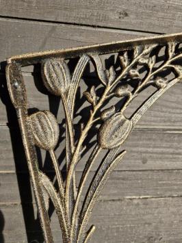 Wandhalterungen aus Gusseisen