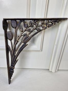 Wandhalterungen aus Gusseisen