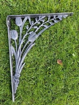 Regalträger, Regalträger mit Tulpenmotiv