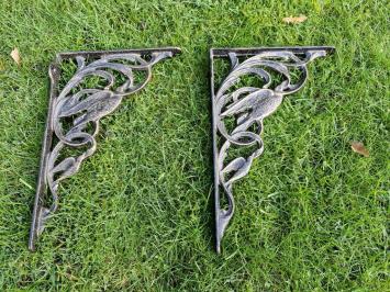 plankdragers met vogel , plankdrager