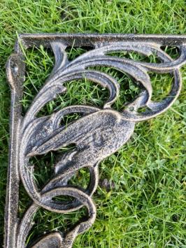 plankdragers met vogel , plankdrager