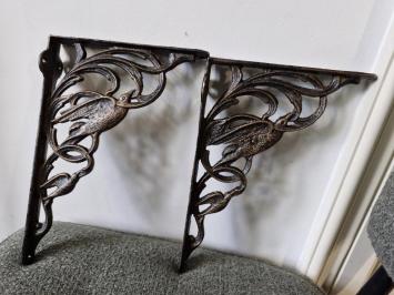 plankdragers met vogel , plankdrager