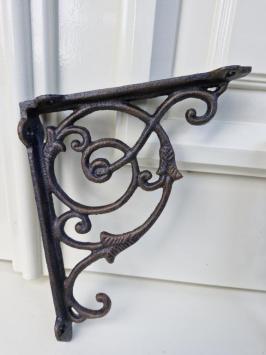 Gusseiserne Regalträger.