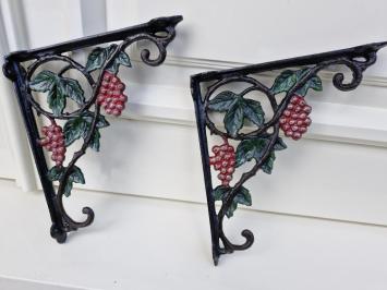 Een paar gietijzeren muurbeugels