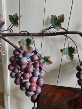 Wunderschöner dekorativer Weinreben-Anhänger mit Garderobenhaken.
