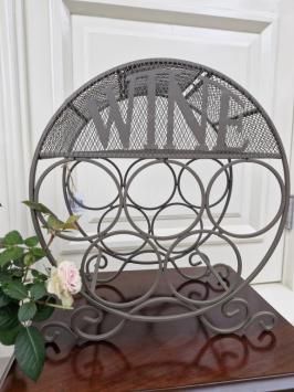 ländliches Weinregal aus Metall