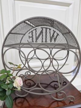 ländliches Weinregal aus Metall