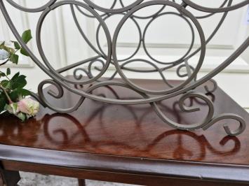 ländliches Weinregal aus Metall