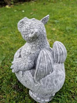 Drachengartenstatue aus Beton