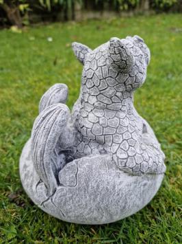 Drachengartenstatue aus Beton