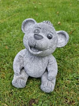 Gartenstatue eines Bären, Beton