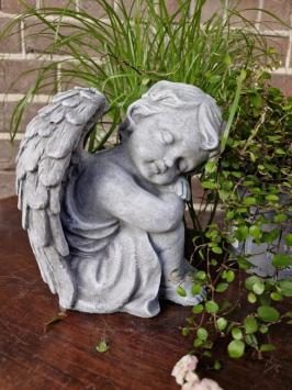 Engel, Sophie, Gartenstatue