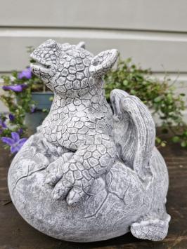 Drachengartenstatue aus Beton