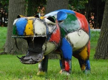 Beeld Nijlpaard ''Bamba'' - 50 x 80 cm - Metalen Kunstwerk - Kleurrijk