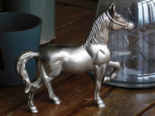 Pferd aus Aluminium, vernickelt, Tierfigur