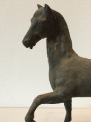 Wunderschöne Skulptur eines Pferdes, schweres Gusseisen!