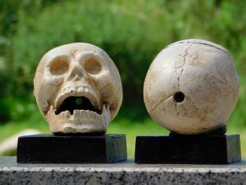 Buchstützen-Set „Totenkopf“ – Gusseisen