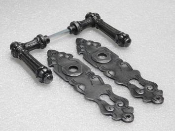 Türbeschlagset – Türgriffe Oxford + Türplatten Royale PC 92 – Gusseisen, verzinkt