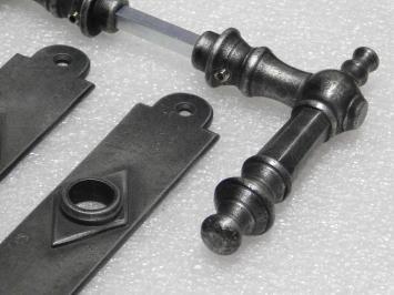Set Deurbeslag - Klinken Victoria + Deurplaten Prestige PC 92 - Gietijzer Verzinkt