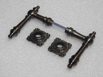 Montreux Türgriffset mit Rosetten – Dunkel patiniertes Messing