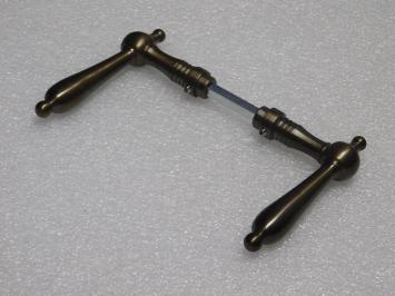 Klassisches Türgriffset – Dunkel patiniertes Messing