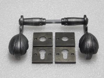 Set Klinken Vienna + Klink- en- Slotrozetten Vierkant - Gietijzer Verzinkt