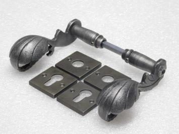 Set Klinken Vienna + Klink- en- Slotrozetten Vierkant - Gietijzer Verzinkt