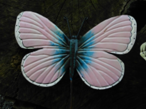 Schmetterlingsgarderobe rosa - handgefertigt aus Metall