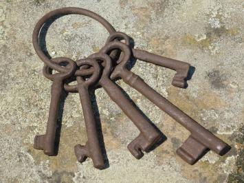Dekorativer mittelalterlicher Schlüsselanhänger | Satz mit 5 einzigartigen Schlüsseln