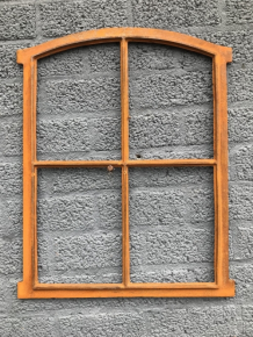 Gusseisenfenster ''Rost'' : 47.5 x 63