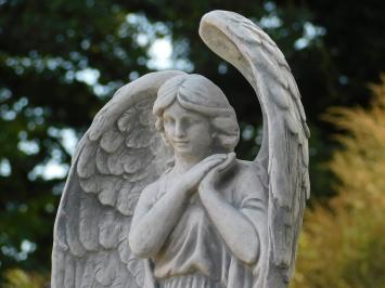Gartenfigur „Engel mit Flügeln auf Sockel“ – 127 cm – Stein