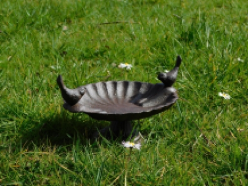 Vogeltränke mit 2 Vögeln - Gusseisen