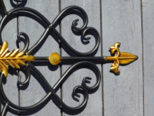Wandornament Vie - Fenstergitter - schwarz und gold - Schmiedeeisen, noch 2