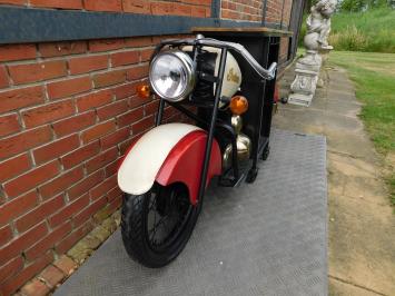 Vintage Motor Bartafel / Wijnbar – Industriële Blikvanger – ca. 225 cm breed